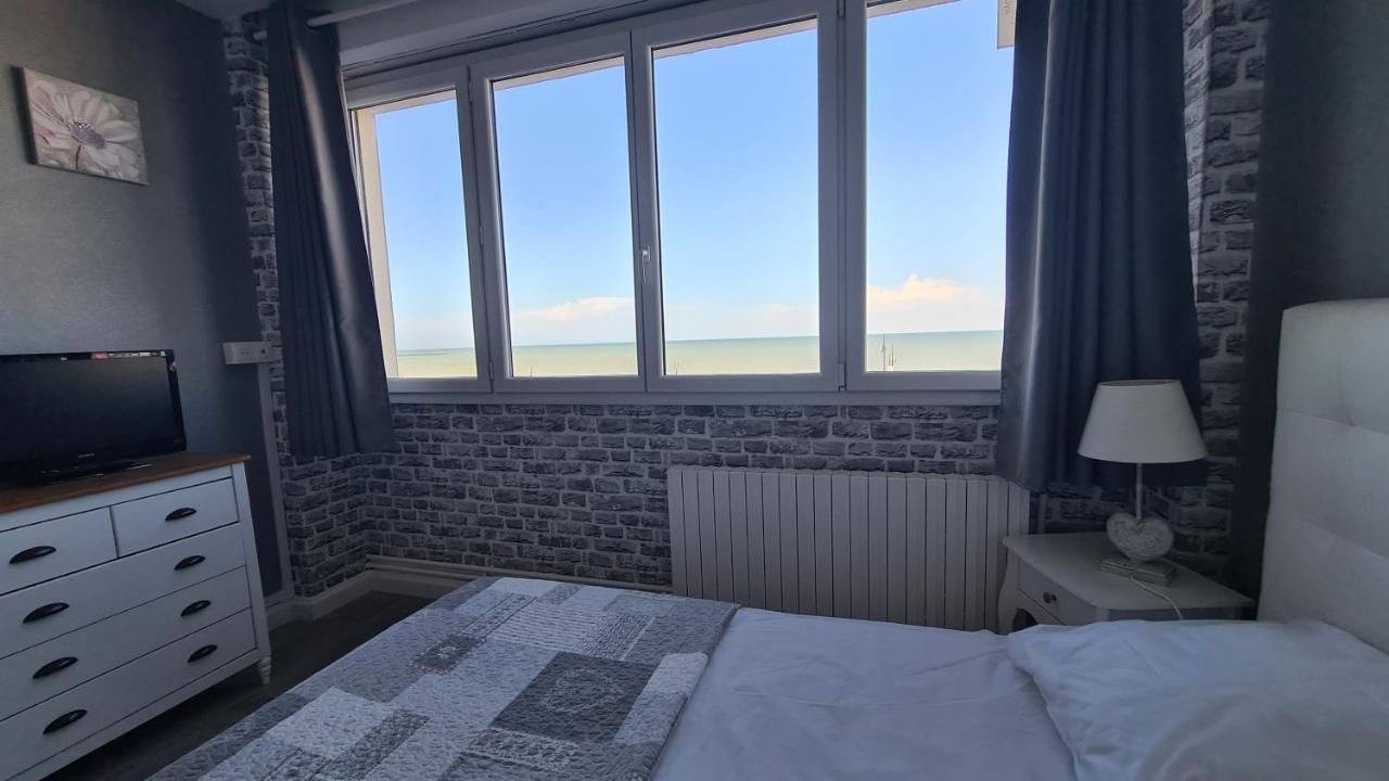 Residence Du Bord De Mer 9 Appartements Avec Une Vraie Vue Mer Le Tréport Εξωτερικό φωτογραφία