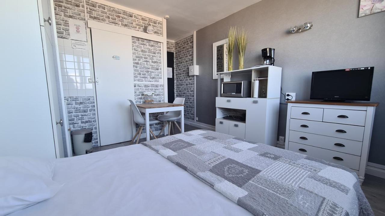 Residence Du Bord De Mer 9 Appartements Avec Une Vraie Vue Mer Le Tréport Εξωτερικό φωτογραφία