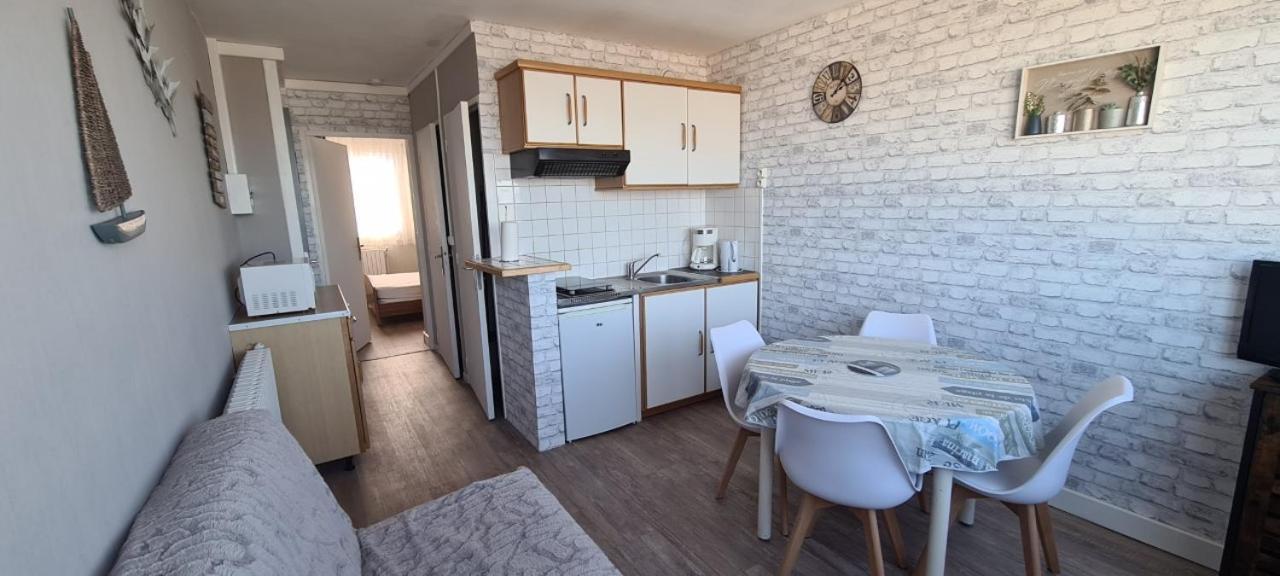 Residence Du Bord De Mer 9 Appartements Avec Une Vraie Vue Mer Le Tréport Εξωτερικό φωτογραφία