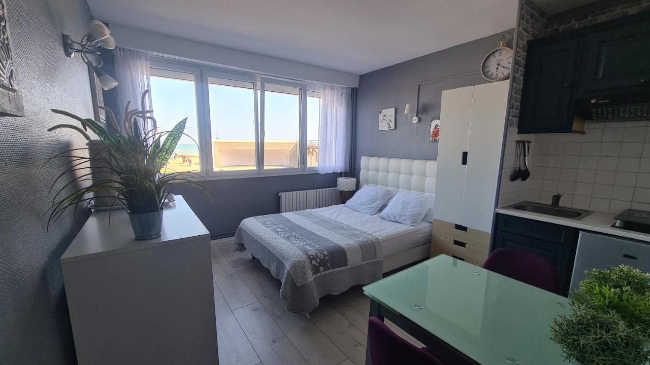 Residence Du Bord De Mer 9 Appartements Avec Une Vraie Vue Mer Le Tréport Εξωτερικό φωτογραφία