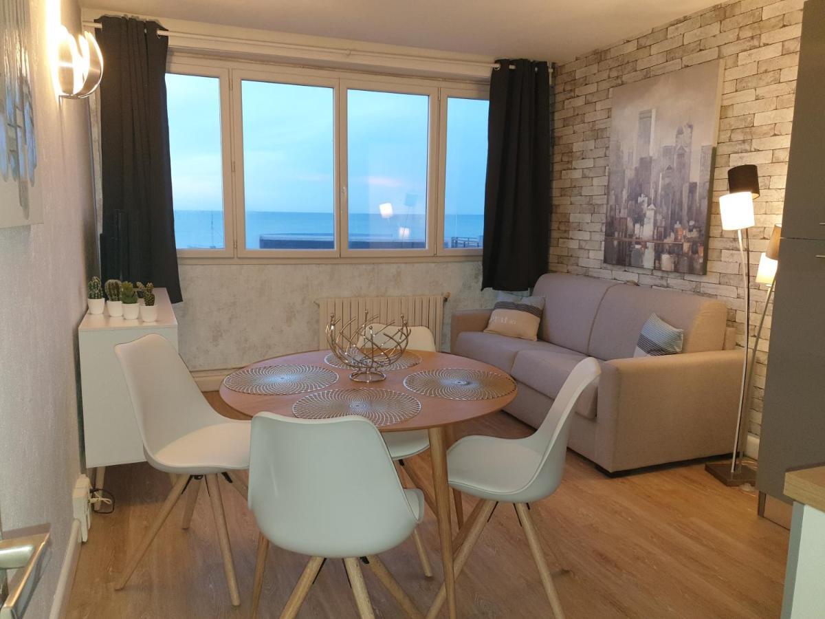 Residence Du Bord De Mer 9 Appartements Avec Une Vraie Vue Mer Le Tréport Εξωτερικό φωτογραφία